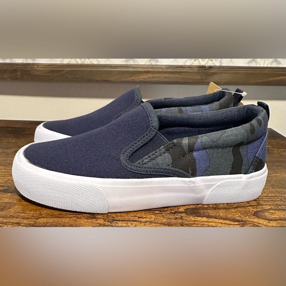 Thereabouts Boys Navy Gazelle Slip On Sneaker NWT Various Sizes